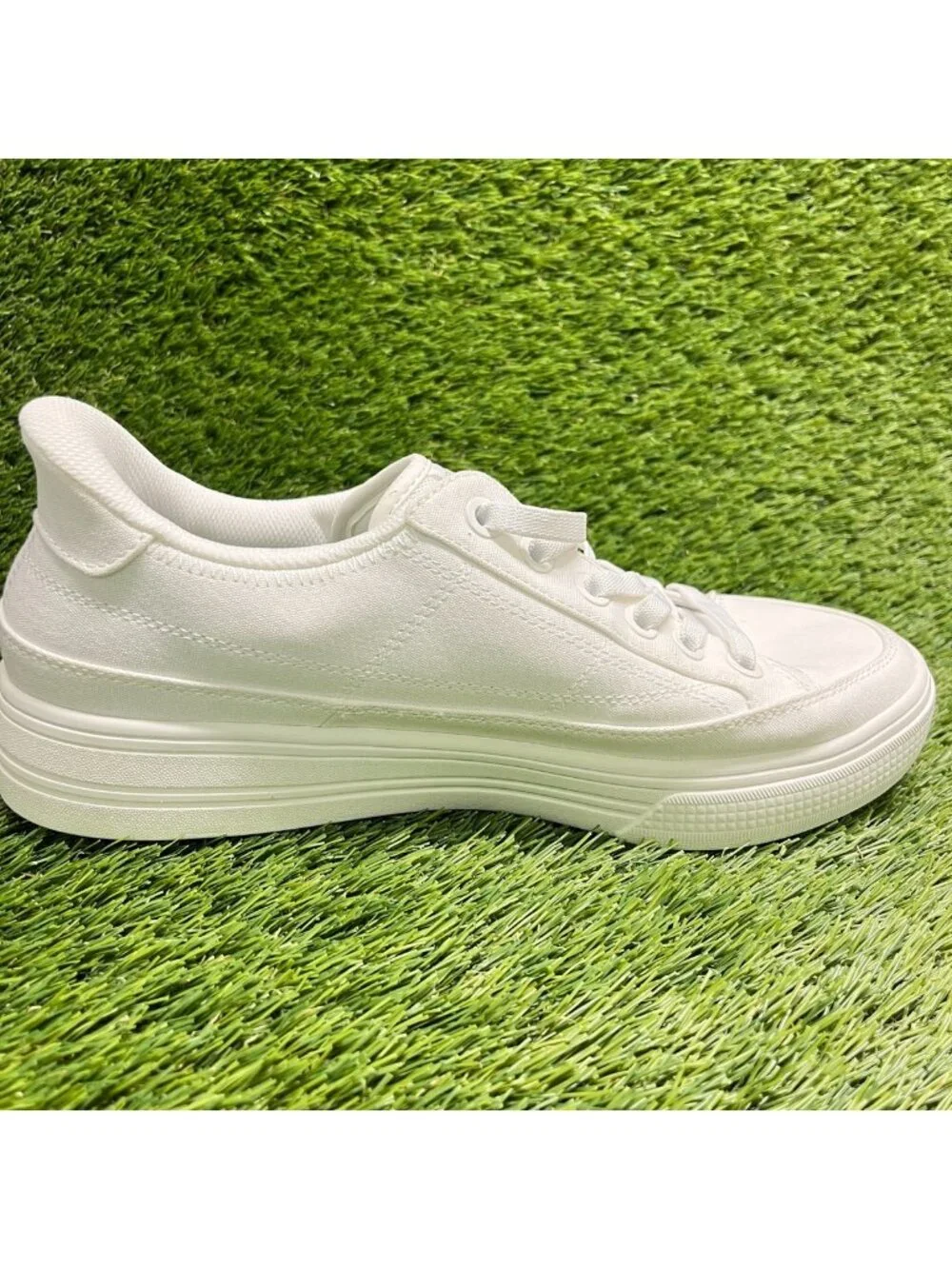 Skechers Arch Fit Arcade See Ya There Mens Size 9 White Running Shoes Sneakers